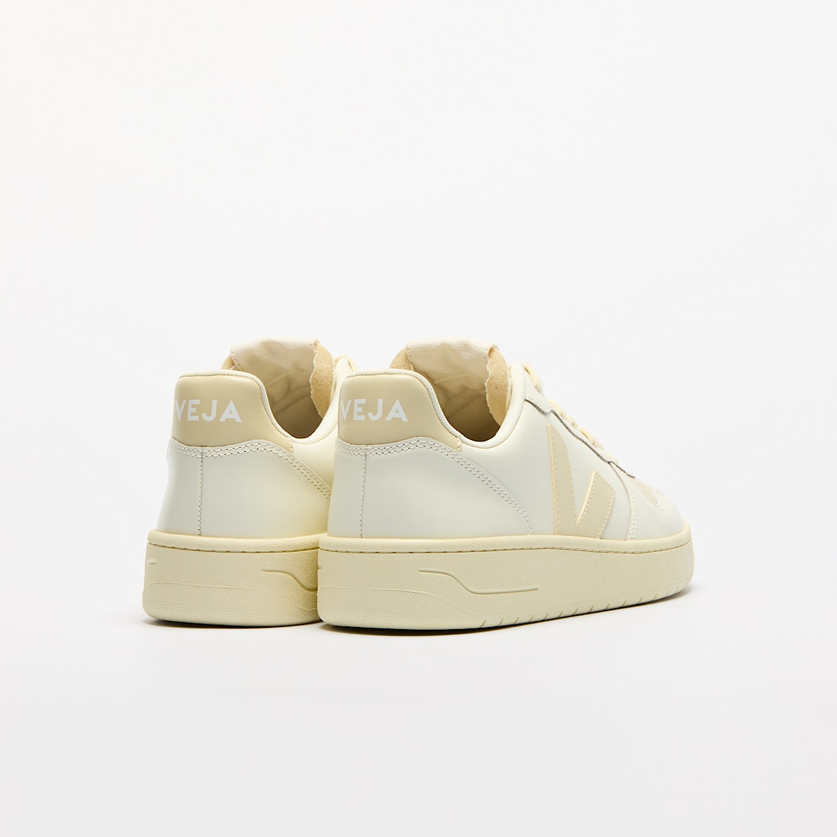 veja v-10-prime leather beige VI0220498