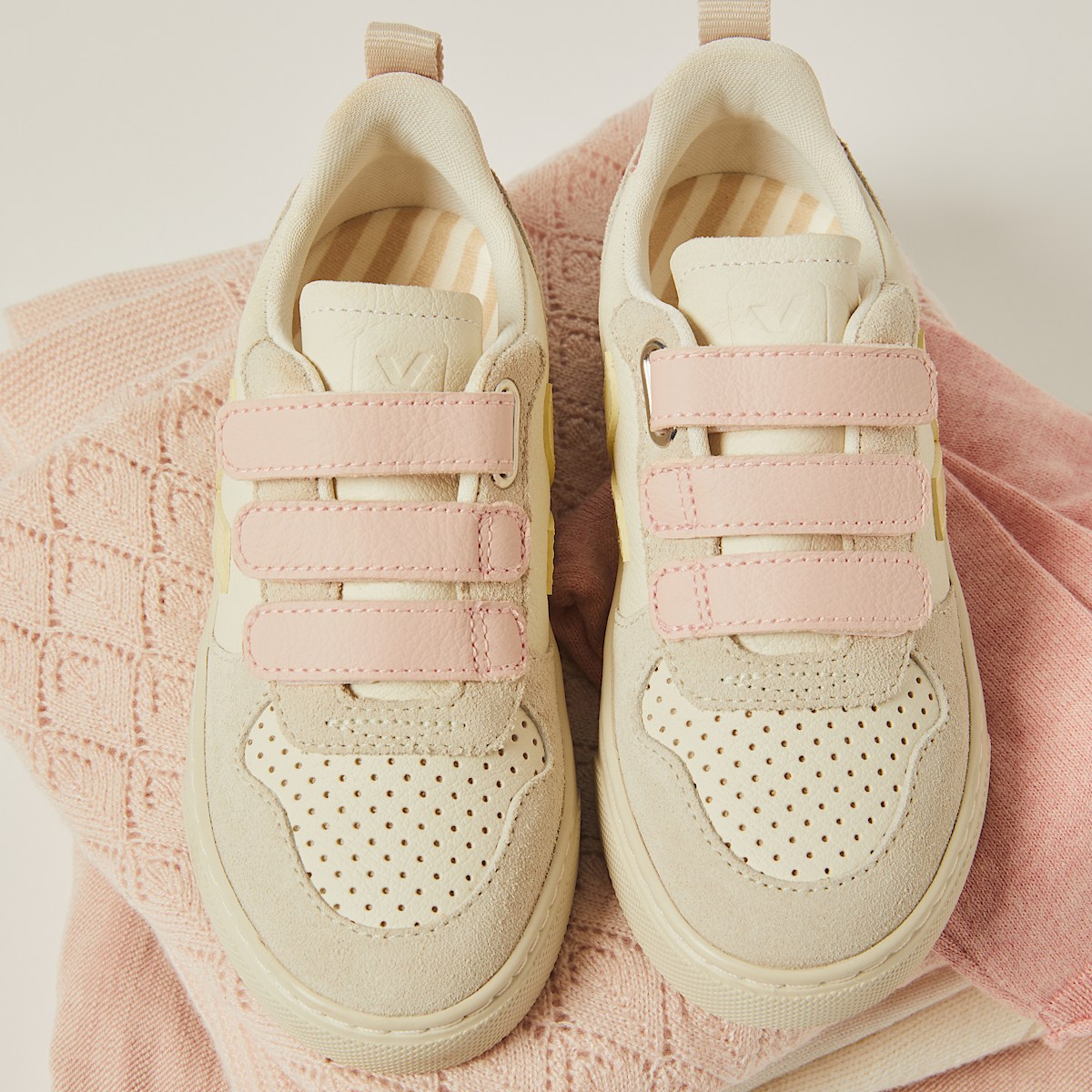 veja sneakers small-v-10-veja-x-bonpoint 皮革 黄色 BO0520723