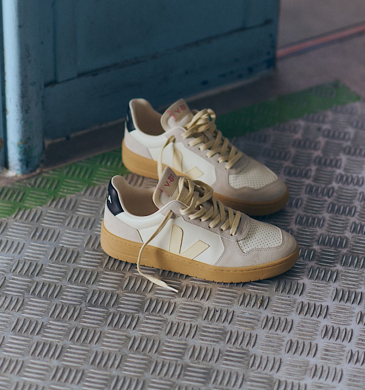 veja sneaker v-82 leder grau VE3320759