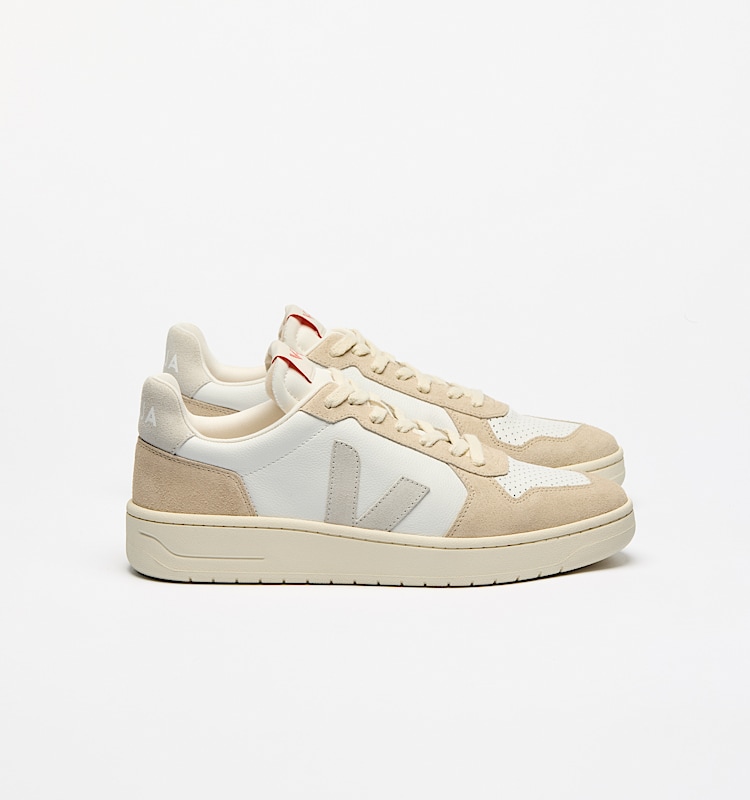 veja baskets v-82 cuir beige VE3320756 Lateral view